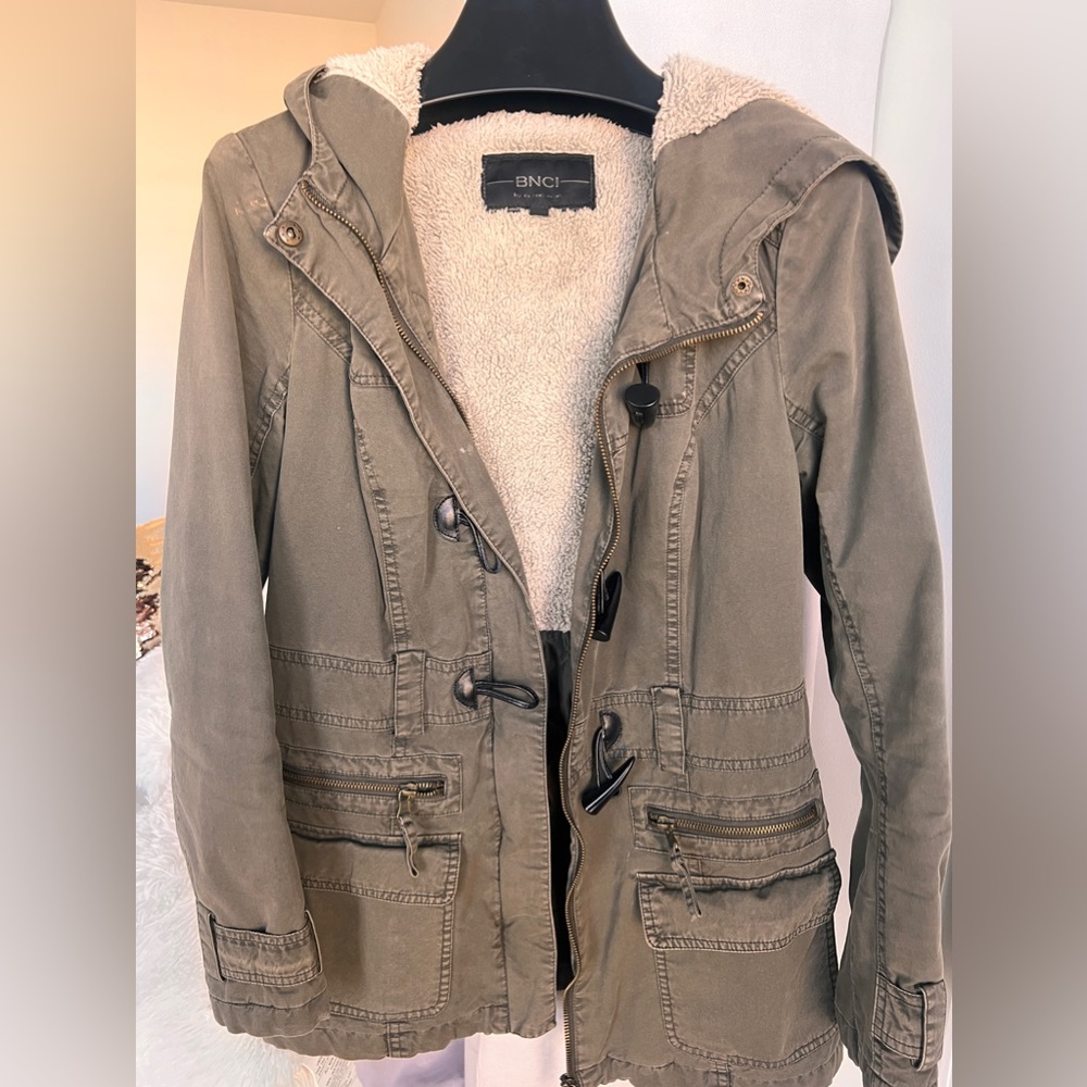 BNCI by Blanc Noir Women's M Sherpa/Quilt Lined Hooded Jacket